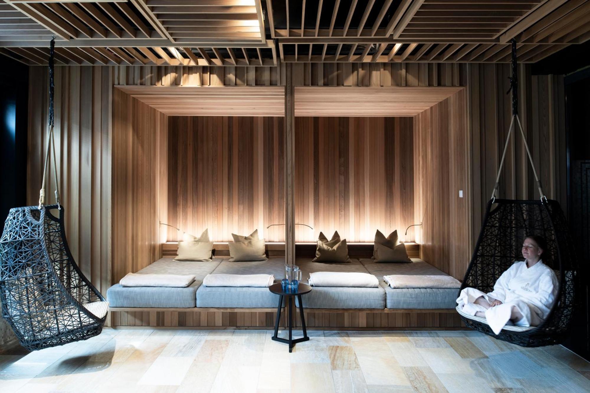 Hotel-Restaurant Erbprinz Ettlingen Εξωτερικό φωτογραφία The spa at The Standard East Village